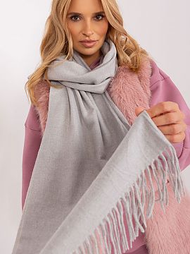 Shawl AT  Warm long scarf with decorative tassels, ideal for winter.   Length 196 cm.
 