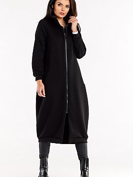 Sweatshirt Infinite You  Long zippered sweatshirt with long sleeves and a high collar. The sweatshirt has slip pockets. The sweatshirt has a drawstring tunnel at the