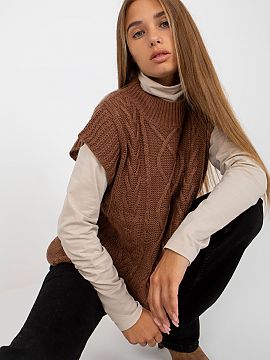 Gilet Sublevel  Sleeveless knitted jacket with an interesting plaid weave. Perfect for many occasions.