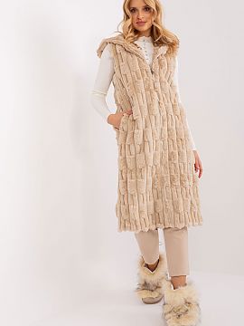 Gilet AT  Created for women who appreciate elegance and comfort, this fur vest is a unique piece of your closet. The vest is the perfect combination o