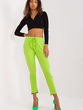 Tracksuit trousers Relevance  These sweatpants combine the comfort of a sporty style with the casual nature of a casual look. These pants are the perfect combination of s