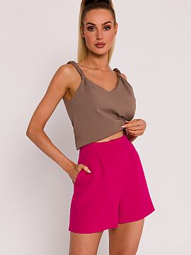 Shorts Moe  We present unique fabric shorts, the design and manufacture of which proudly took place in Poland. These short shorts are a combination of c