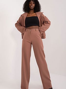 Trousers Lakerta  These elegant fabric pants are the perfect choice for a variety of occasions, from everyday situations to meetings at work or elegant partie