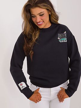 Sweatshirt Sublevel  Women\'s sweatshirt with insulation, combining style and comfort. Made of a blend of cotton and polyester, it provides warmth and durability