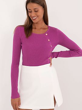 Jumper AT  Casual women\'s sweater, ideal for everyday wear and for work. Made from a blend of viscose, polyester and polyamide, it provides comfort an