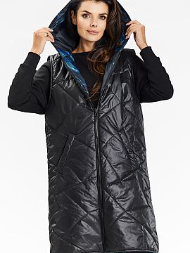 Gilet awama  The double-sided long hooded vest is the perfect combination of elegance and practicality. The long cut and hood provide comfort and protect