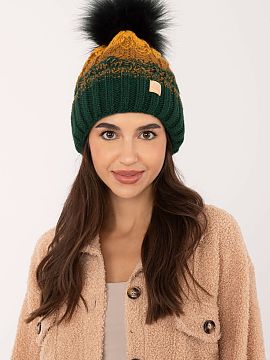 Cap Rue Paris  A winter beanie that will keep you warm and stylish. Made from a soft blend of acrylic, polyamide and wool, it guarantees comfortable wearin