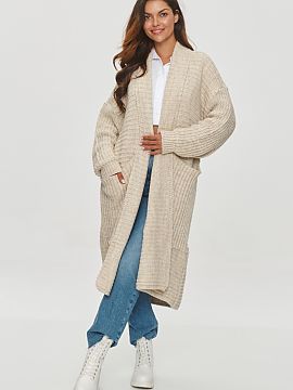 Cardigan Makadamia  Women\'s long cardigan with an oversize cut is an ideal choice for women who appreciate comfort. The sweater reaches below the knees, which 