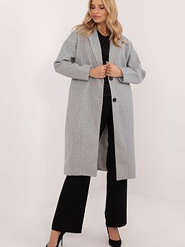 Coat Och Bella  This timeless coat is the perfect addition to any closet. It will be perfect for both everyday styling and more formal situations, such as a