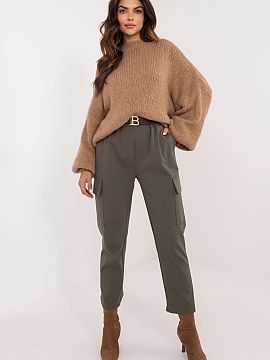 Women trousers Och Bella  Women\'s cargo pants with a casual character, ideal for both everyday and work. Made from a blend of cotton, polyamide and elastane, they pr