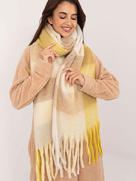 Shawl AT  Elegant 217 cm long polyester scarf with classic check pattern, perfect for colder days. Made of high-quality material, it provides warmth a
