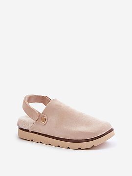 Slippers Step in style