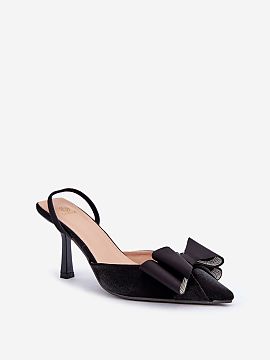 High heels Step in style