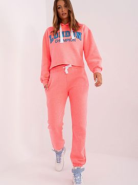 Set Ex Moda  Casual tracksuit set, consisting of a hoodie and pants, is the perfect choice for everyday styling. The hoodie with a print on the front and