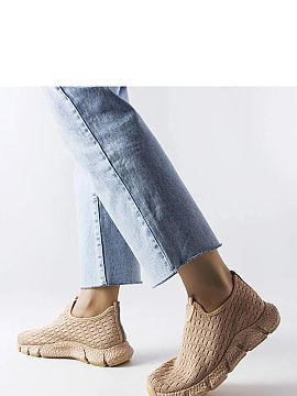 Sneakers Solea  Beige slip-on sports sneakers Obenor are the perfect choice for summer days. Comfortable and stylish, made of fabric, they provide proper ve