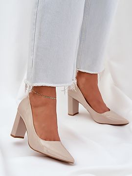 Block heel pumps Step in style  Polished eco leather pumps are an elegant proposal that will add style to any outfit. Set on a block heel, they provide stability and comfor