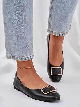 Ballet flats Step in style  Women\'s ballet flats made of eco leather are a classic choice for everyday wear, combining elegance and comfort. They have a flat sole, whi