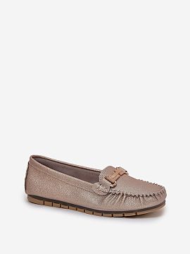 Mocassin Step in style