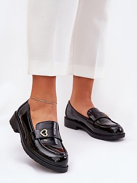 Mocassin Step in style  Loafers from the S.Barski brand made of synthetic leather. Set on a flat heel. There is a decorative heart detail on the strap at the front.