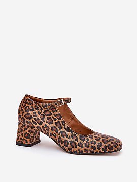 Block heel pumps Step in style