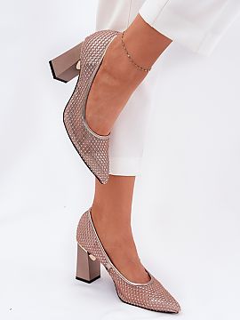 Block heel pumps Step in style  Elegant pumps from the Vinceza brand, made of mesh material, adorned with delicate details on the entire surface, which attract attention wi