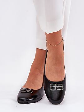 Ballet flats Step in style  Elegant women\'s ballet flats made of eco leather. The toes are gently rounded, providing comfort and lightness. The soft leather insole gua