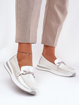 Mocassin Step in style  Women\'s loafers from the S.Barski brand. Made of natural leather, set on a delicate platform that combines comfort with subtle style. At th