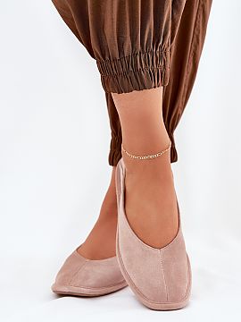 Ballet flats Step in style  Women\'s ballet flats from Big Star, made of natural suede, which combine elegance with comfort. The gently rounded toes provide comfort thr
