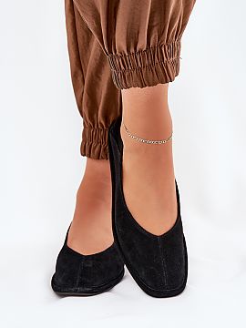 Ballet flats Step in style  Women\'s ballerinas from Big Star, made of natural suede, which combine elegance with comfort. The slightly rounded toes provide comfort thr