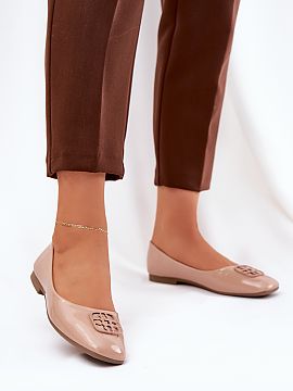 Ballet flats Step in style  Elegant women\'s ballet flats made of eco leather, characterized by gently rounded toes that provide comfort and lightness of wearing. The i