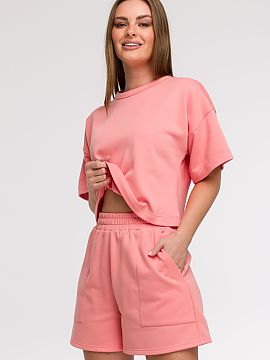 Shorts BeWear  Women\'s shorts with a loose, comfortable cut are a must-have in summer wardrobe. Designed with comfort and style in mind, they feature a hi