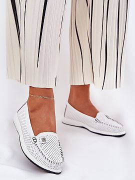 Mocassin Step in style  Women\'s loafers from the S.Barski brand, which combine lightness and comfort. Rounded toes provide comfort throughout the day, and the soft