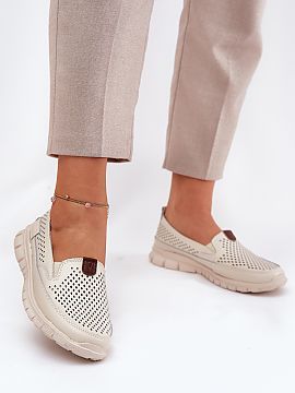 Ballet flats Step in style  Women\'s ballet flats by Vinceza made of natural leather. The lacy design gives them lightness and breathability, making them an ideal choic