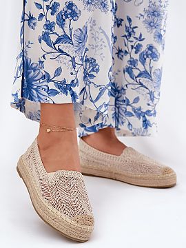 Espadrille Step in style  Women\'s espadrilles from the Vinceza brand are the perfect choice for warm days, combining comfort with a fashionable look. Made of lightwe