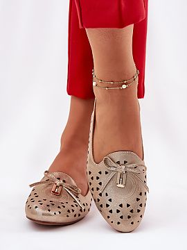 Ballet flats Step in style  Women\'s ballet flats from the Jezzi brand, made of eco-suede, are an elegant option for everyday wear. Set on a flat heel, they provide com