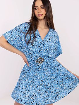 Suit Italy Moda  Stylish women\'s jumpsuit that combines comfort with a feminine, fashionable look. Made of a blend of viscose, elastane, and polyester, the 