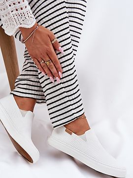 Sneakers Step in style  Women\'s slip-on sneakers from the Big Star brand, made of high-quality textile material, are the perfect choice for everyday wear. Thanks t