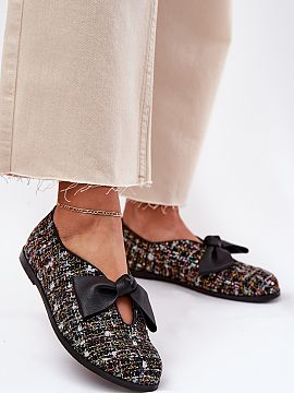 Ballet flats Step in style  Stylish women\'s ballet flats, made of a combination of natural leather and textile material, are an elegant proposition for everyday wear. 