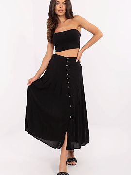 Skirt Sublevel  Stylish, pleated midi skirt is a perfect choice for everyday wear and work. Made from ecological viscose, it combines a fashionable look wit