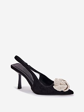 High heels Step in style