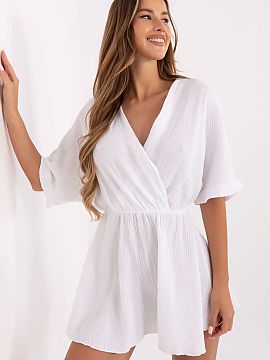 Suit Italy Moda  Light and airy muslin jumpsuit is the perfect choice for everyday, summer stylizations. Made of natural, breathable cotton, it guarantees co