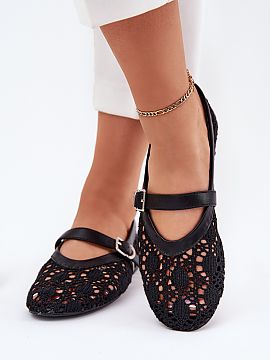 Ballet flats Step in style  Women\'s ballet flats with a latticed upper are a stylish everyday choice. There is an adjustable strap with a buckle on the midfoot, which 