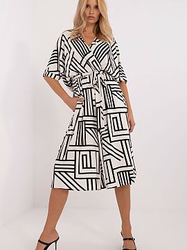 Suit Lakerta  Stylish jumpsuit with a geometric pattern is the perfect choice for everyday wear, work, and special occasions. Made of lightweight, breatha
