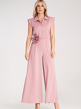 Suit Figl  Jumpsuit with a collar and button fastening, with slightly elongated shoulder line ending with short tabs. A thin belt with a decorative flo