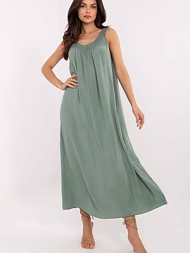 Daydress Och Bella  The summer midi dress in an oversized style is the perfect choice for everyday, casual stylizations. Made of light and airy viscose, it is p
