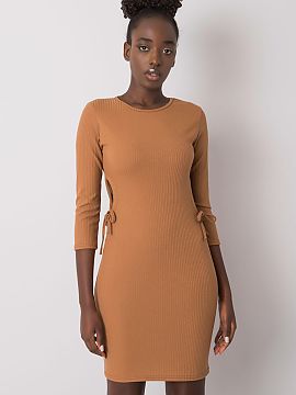 Daydress Lakerta  Casual pencil dress made of ribbed material is a stylish and comfortable option for everyday wear. Made of cotton with a touch of elastane, 