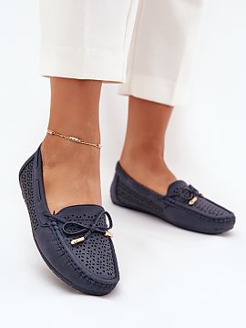 Mocassin Step in style  Women\'s moccasins made of eco-leather, decorated with a lace pattern, are a perfect proposal for spring and summer. At the front, there is 