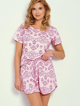Pyjama Taro  Stylish and comfortable women\'s pajamas made of soft, breathable fabric with a delicate print. The short-sleeved blouse with a round neckli