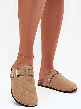 Flip-flops Step in style  Women\'s cork sole sandals from the Big Star brand are a combination of comfort and style. Made of eco suede, they have covered toes that pr