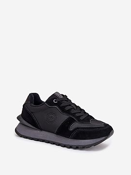 Sports footwear Step in style